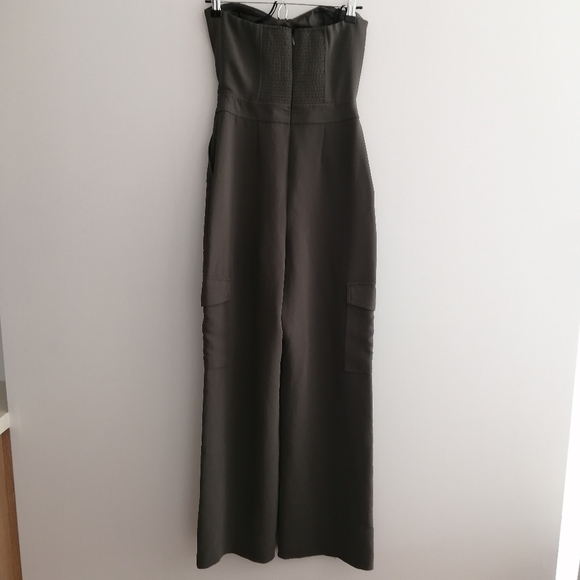 Aritzia Wilfred Strapless Wide Leg Jumpsuit Cordial Cargo Crepe Patch Pockets 2 - Picture 4 of 16